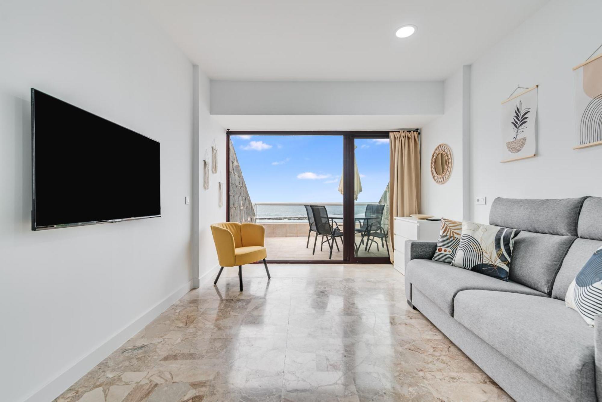 Apartamento Canteras 1º Linea De Playa *